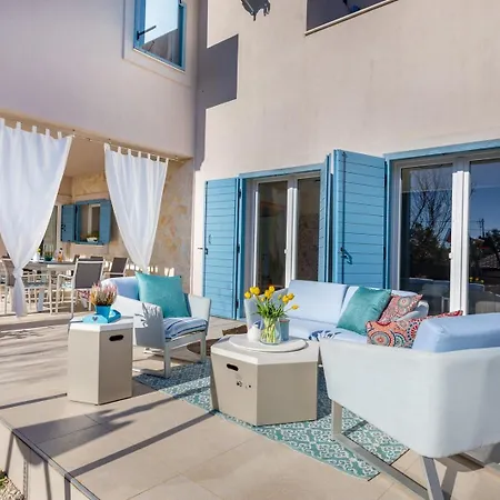 Azul Villa Sivati