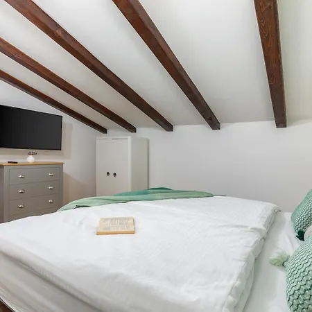 Azul Villa Sivati