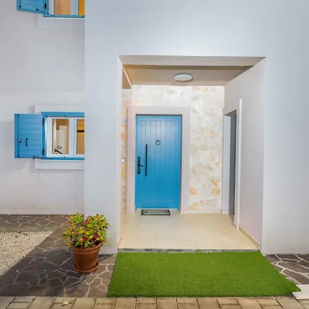 Azul Villa Sivati